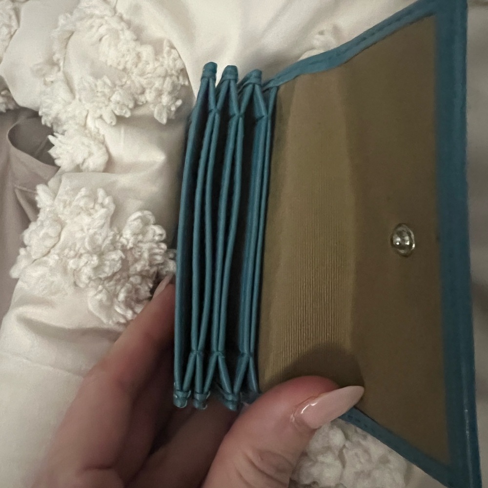 Coach Compact Snatch Wallet - Picture 6 of 6